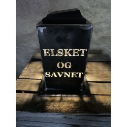 Lanterne med elsket og savnet