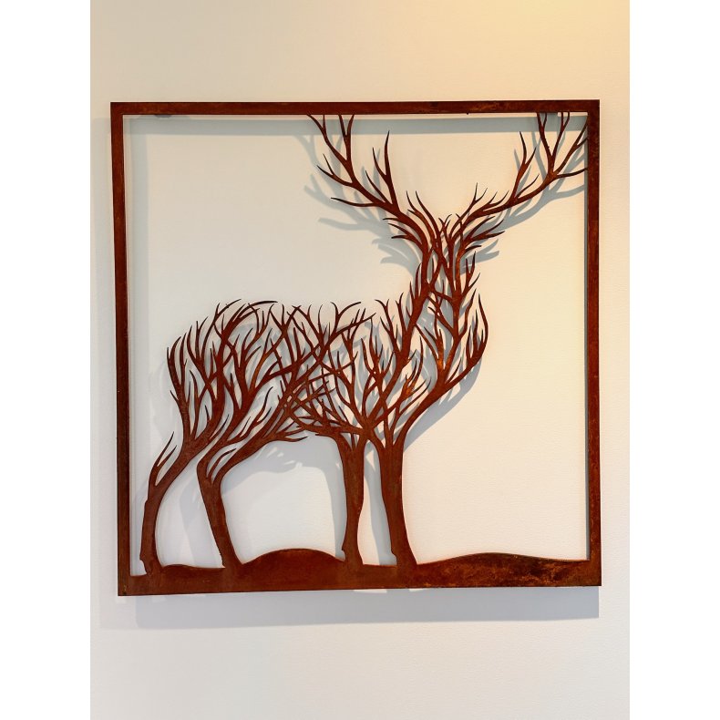 Vgdekoration med hjort