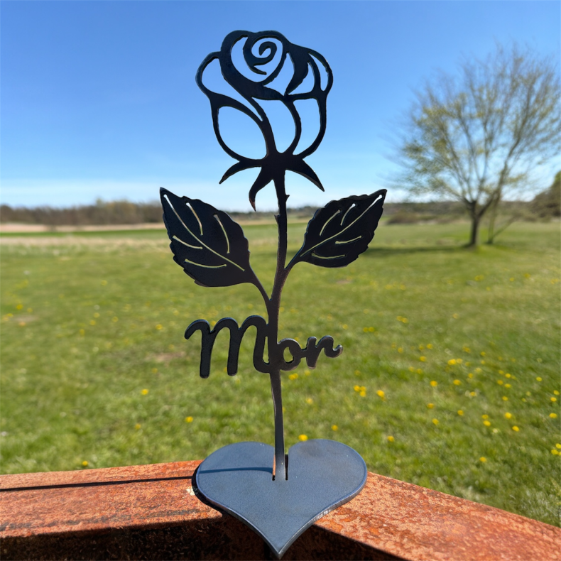 Rose med Mor og hjerte fod